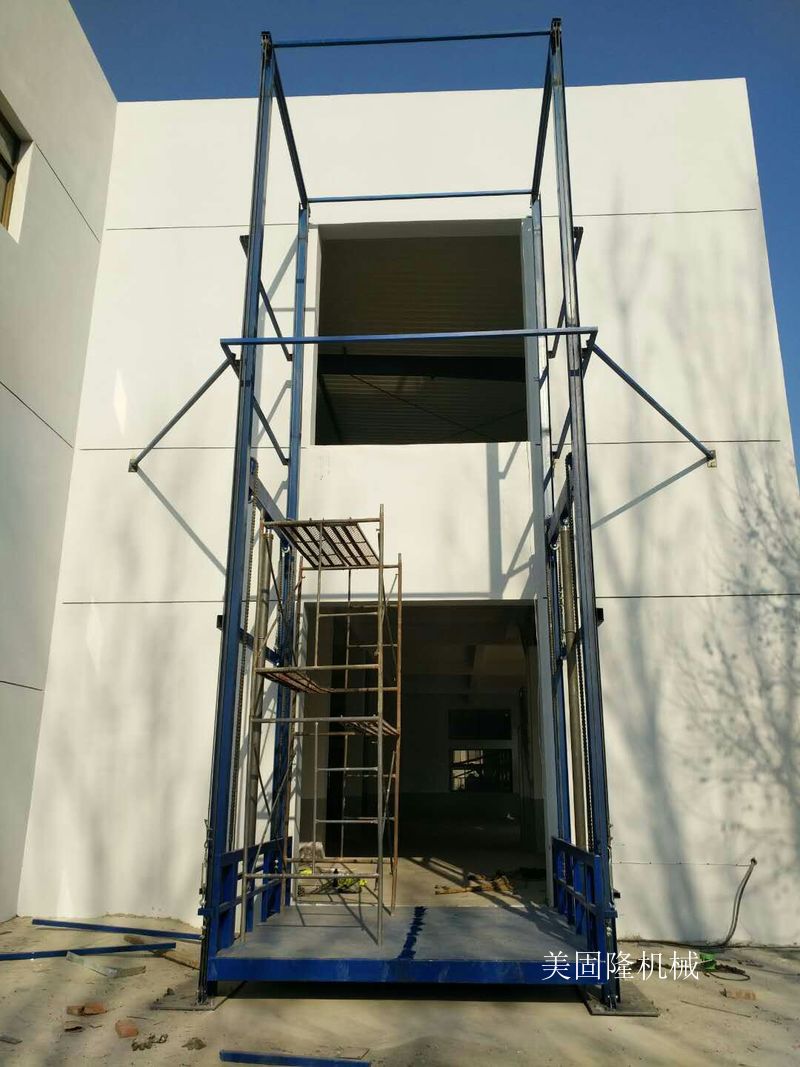 阿里仓库专用导轨式升降货梯价格