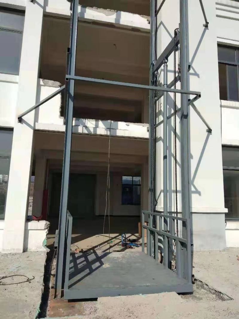 阿里室外简易货梯
